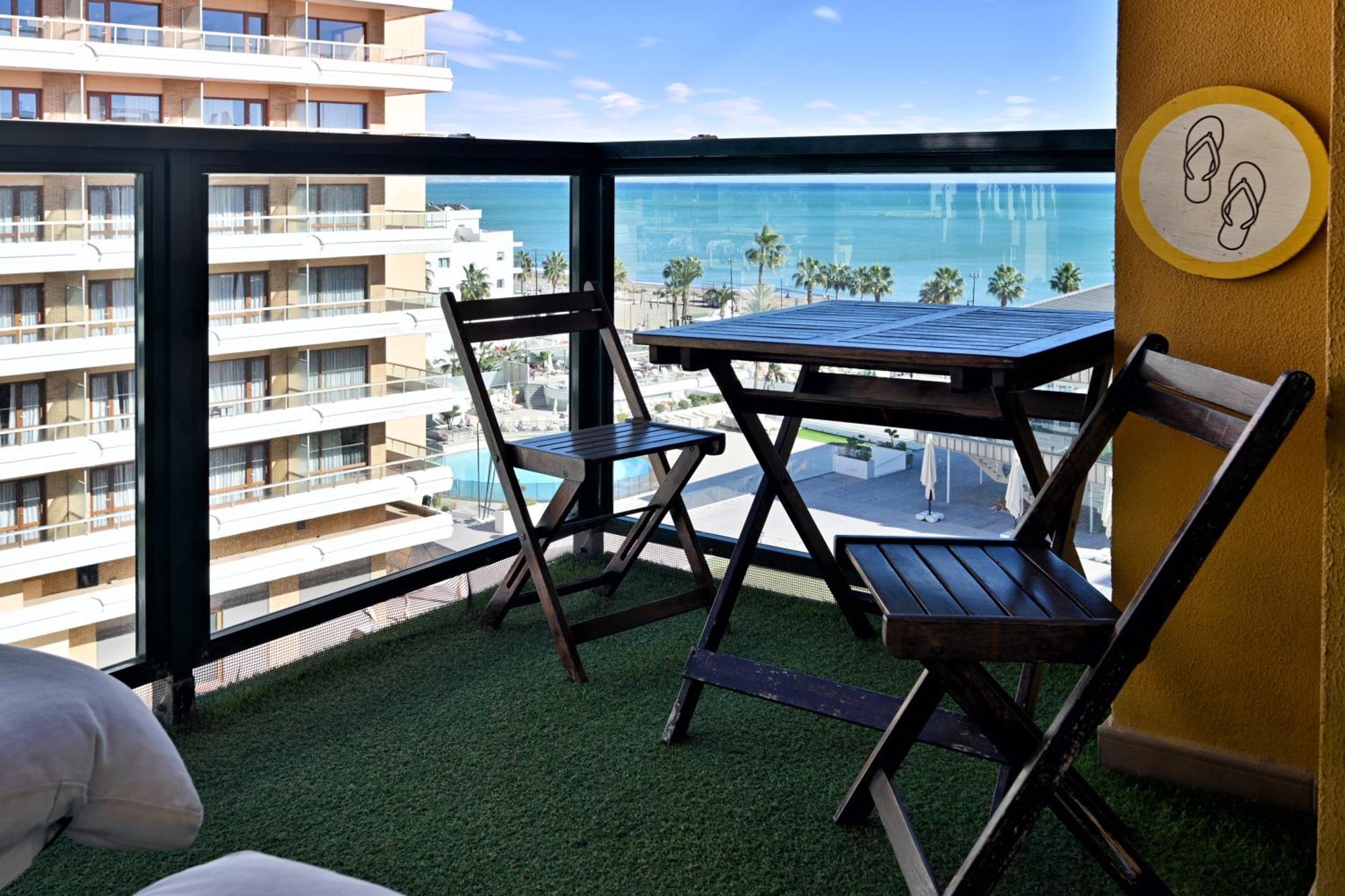 Love Rent4 Malaga Playa Del Bajondillo Torremolinos Exterior foto