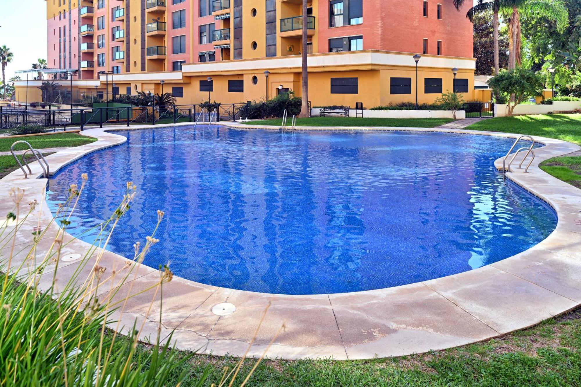 Love Rent4 Malaga Playa Del Bajondillo Torremolinos Exterior foto